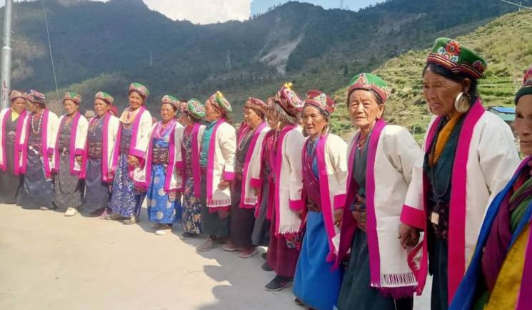 Traditional dance in Gatlang 