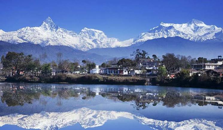 The gateway to the Annapurna mountain range, Pokhara is the starting point of many treks in the Himalayan foothills.